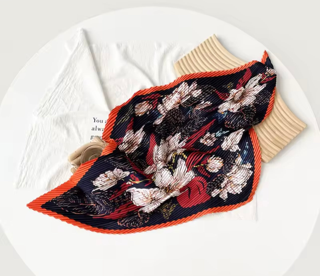 Mini Foulard Plissé Elegant